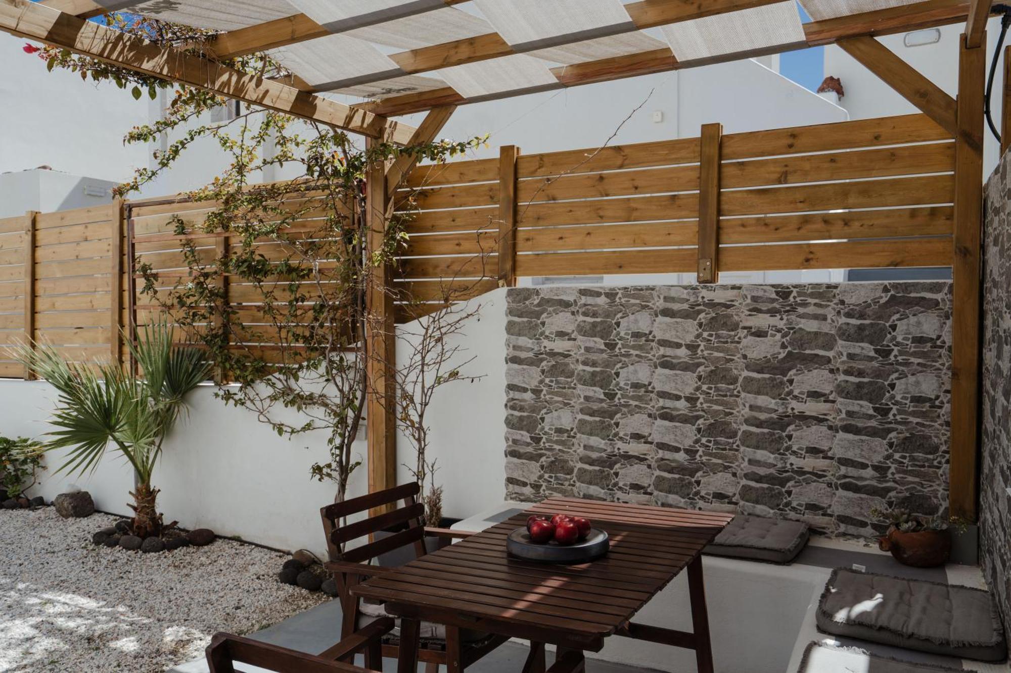The Vine Suites Vourvoúlos Exterior foto